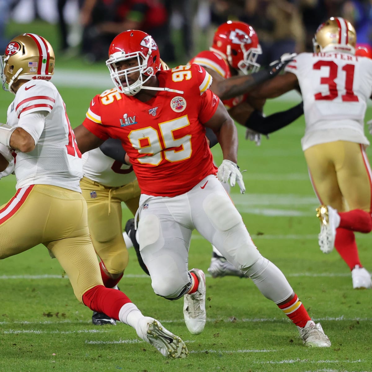 Chris Jones returns with a fury as Chiefs stifle Jaguars in 17-9 win