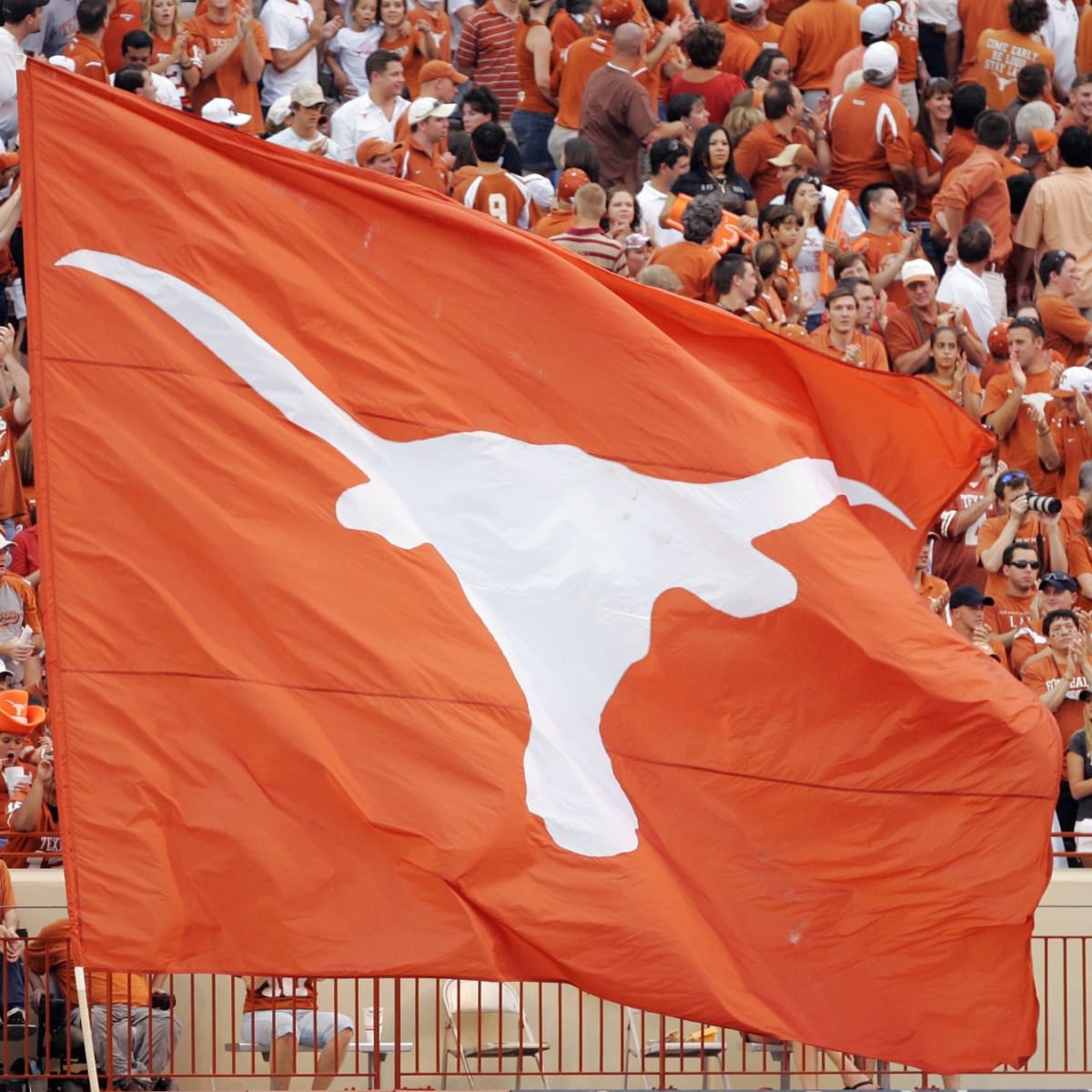 Longhorns Land in Top Spot in Big XII Preseason Poll