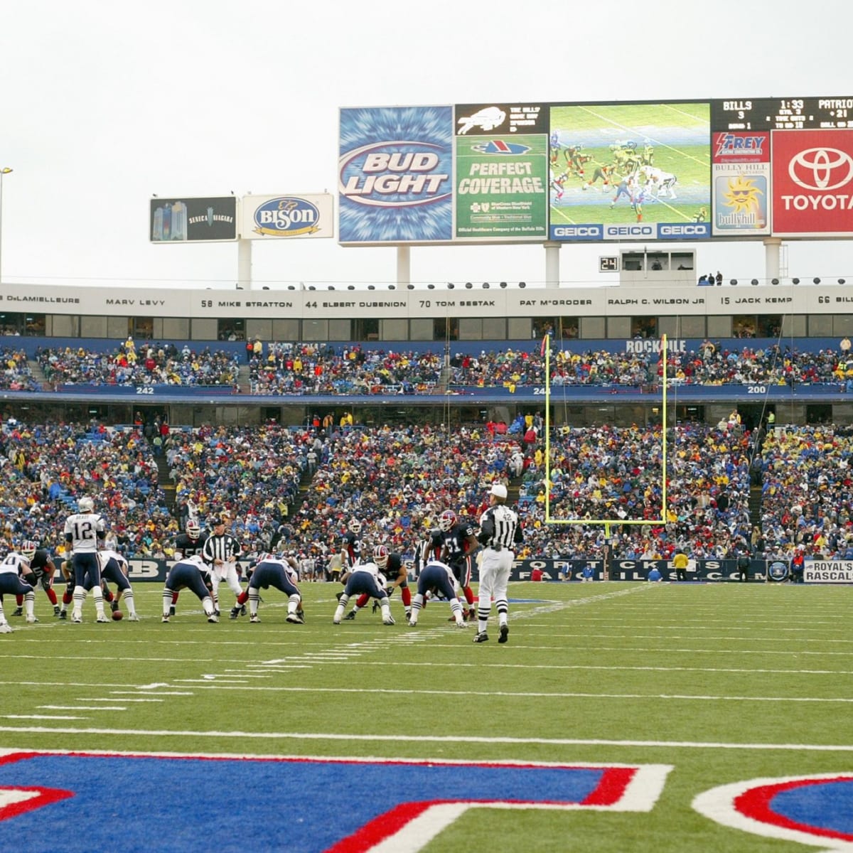 Bills' Dion Dawkins thinks Tom Brady fueled Patriots' dynasty; says it's now  Buffalo's era 