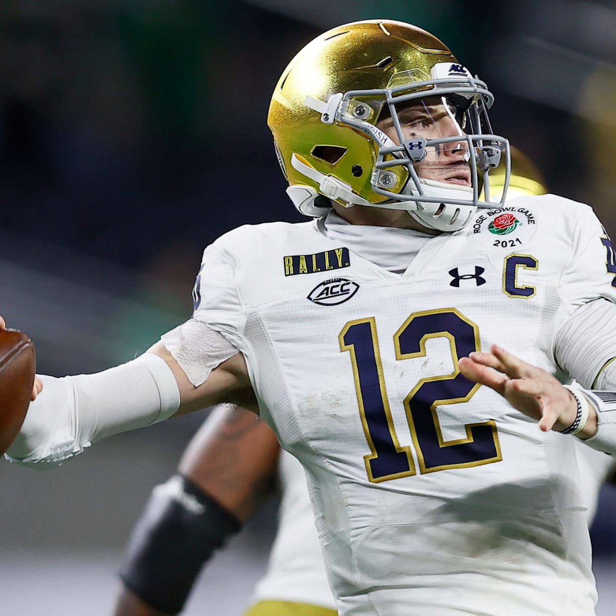 NFL Draft Tape: Notre Dame QB Ian Book //