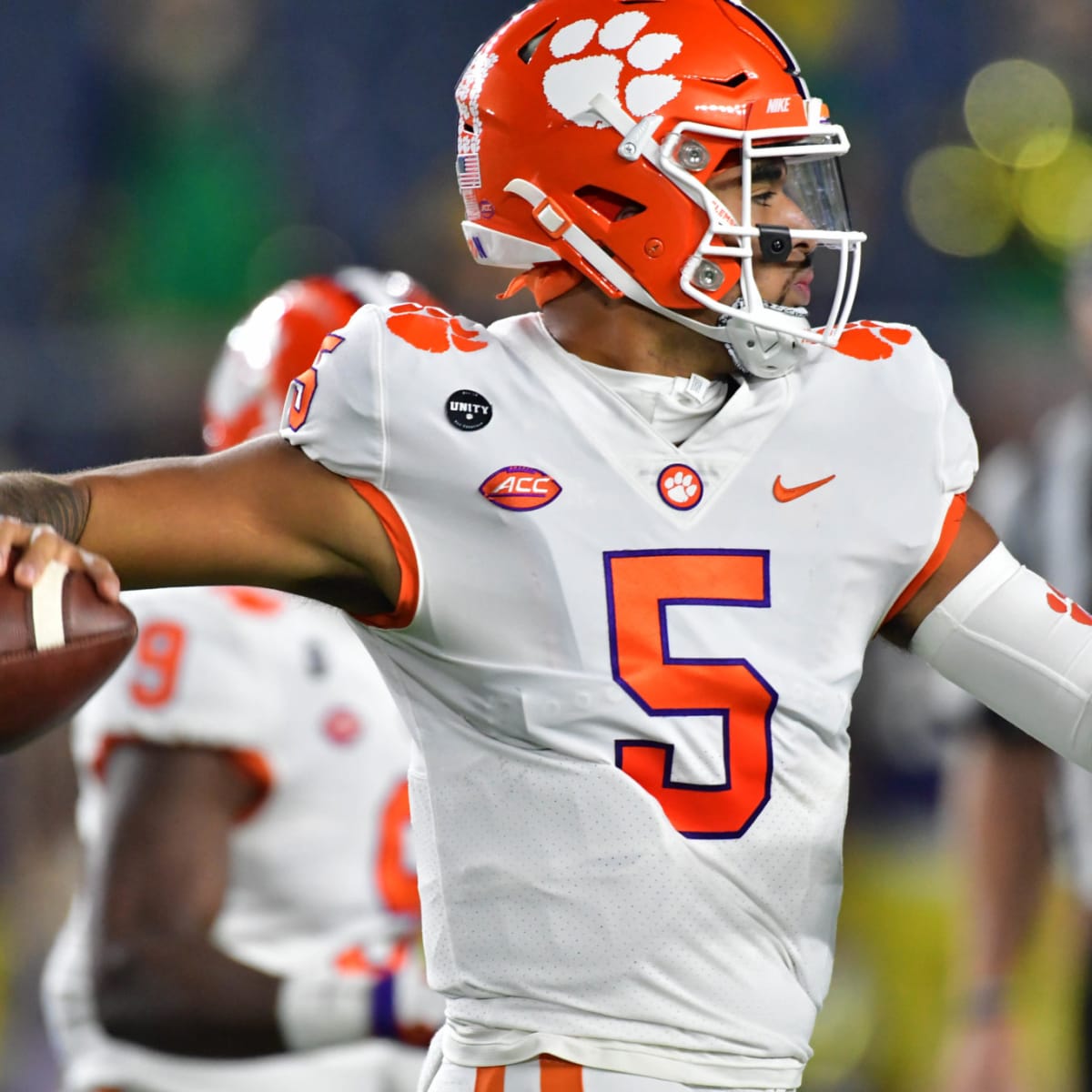 Look: This Trevor Lawrence Throw Is Going Viral Tonight - The Spun