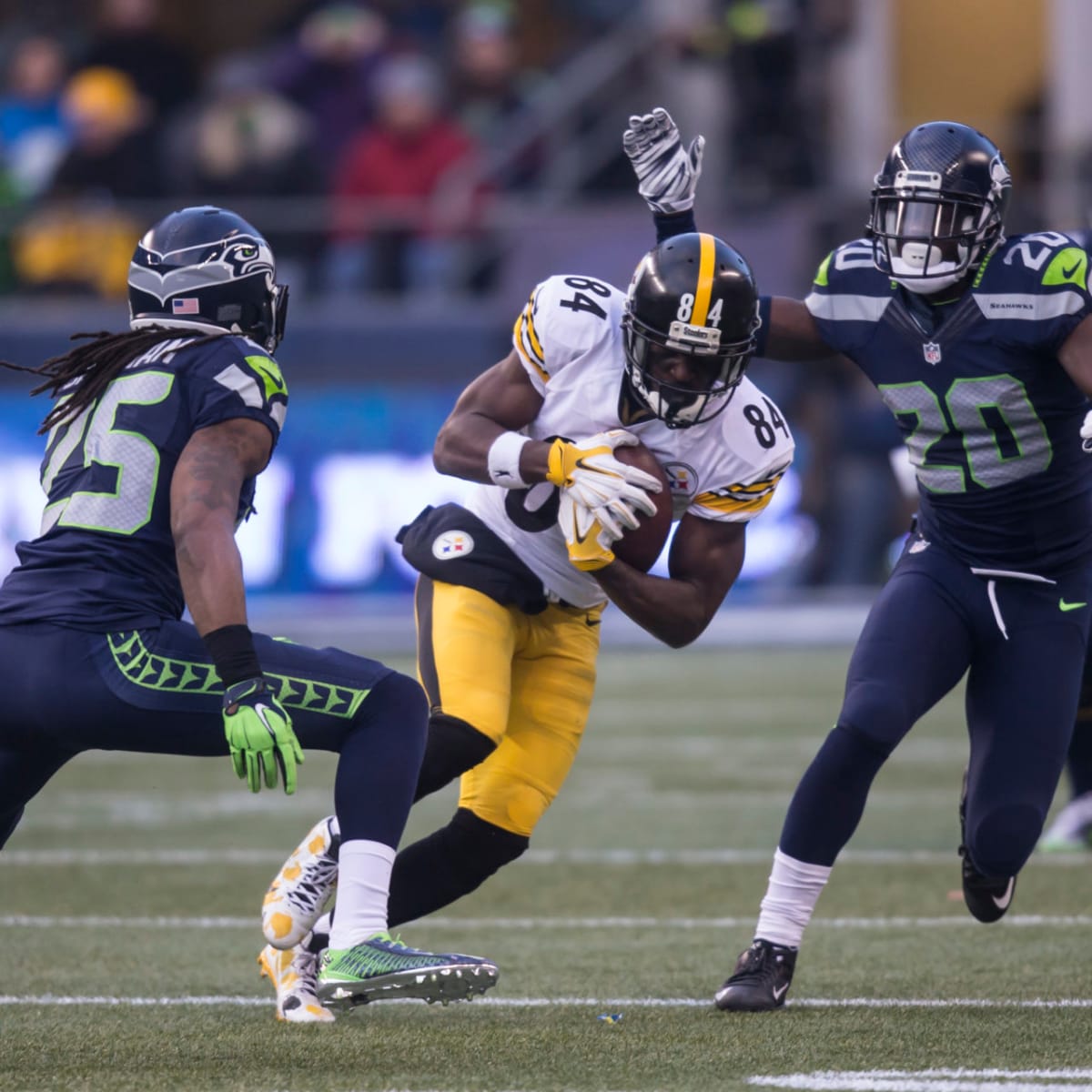 Russell Wilson once again wants the Seattle Seahawks to sign Antonio Brown:  Report 