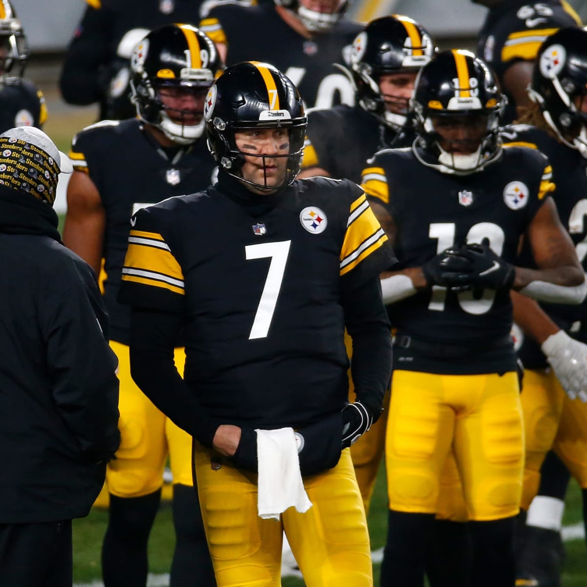 NFL World Reacts To Insane Steelers vs. Browns Start - The Spun: What's  Trending In The Sports World Today