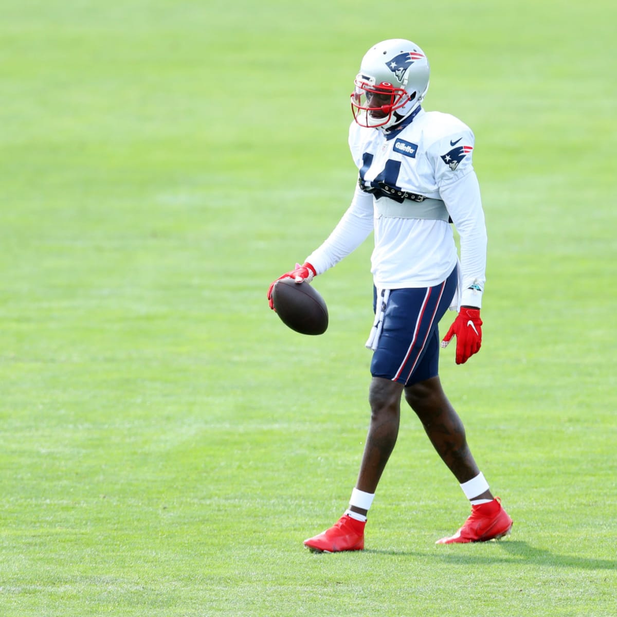 New England Patriots release Michael Jackson, Michael Barnett