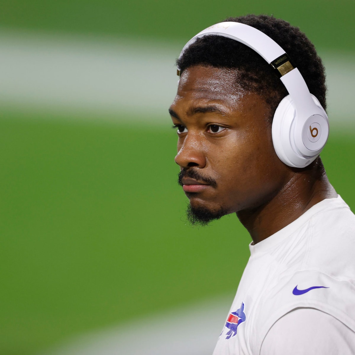 Stefon Diggs injury update: Bills WR dealing with illness for Week 17 -  DraftKings Network