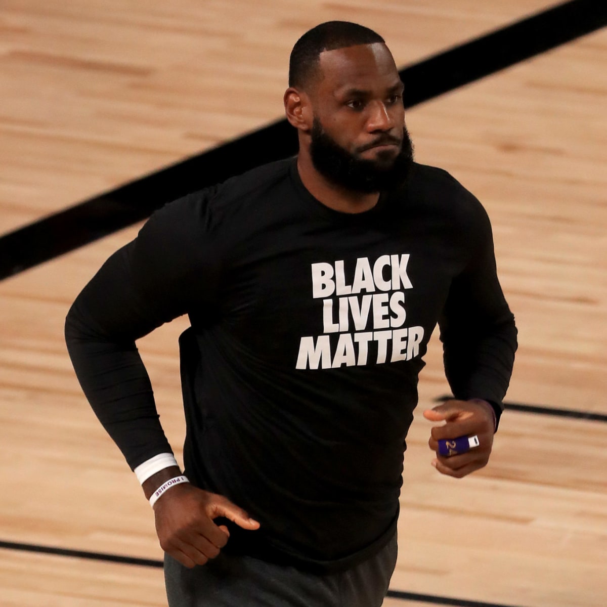 Is there a way I can get this tee LeBron is wearing online? : r/lakers