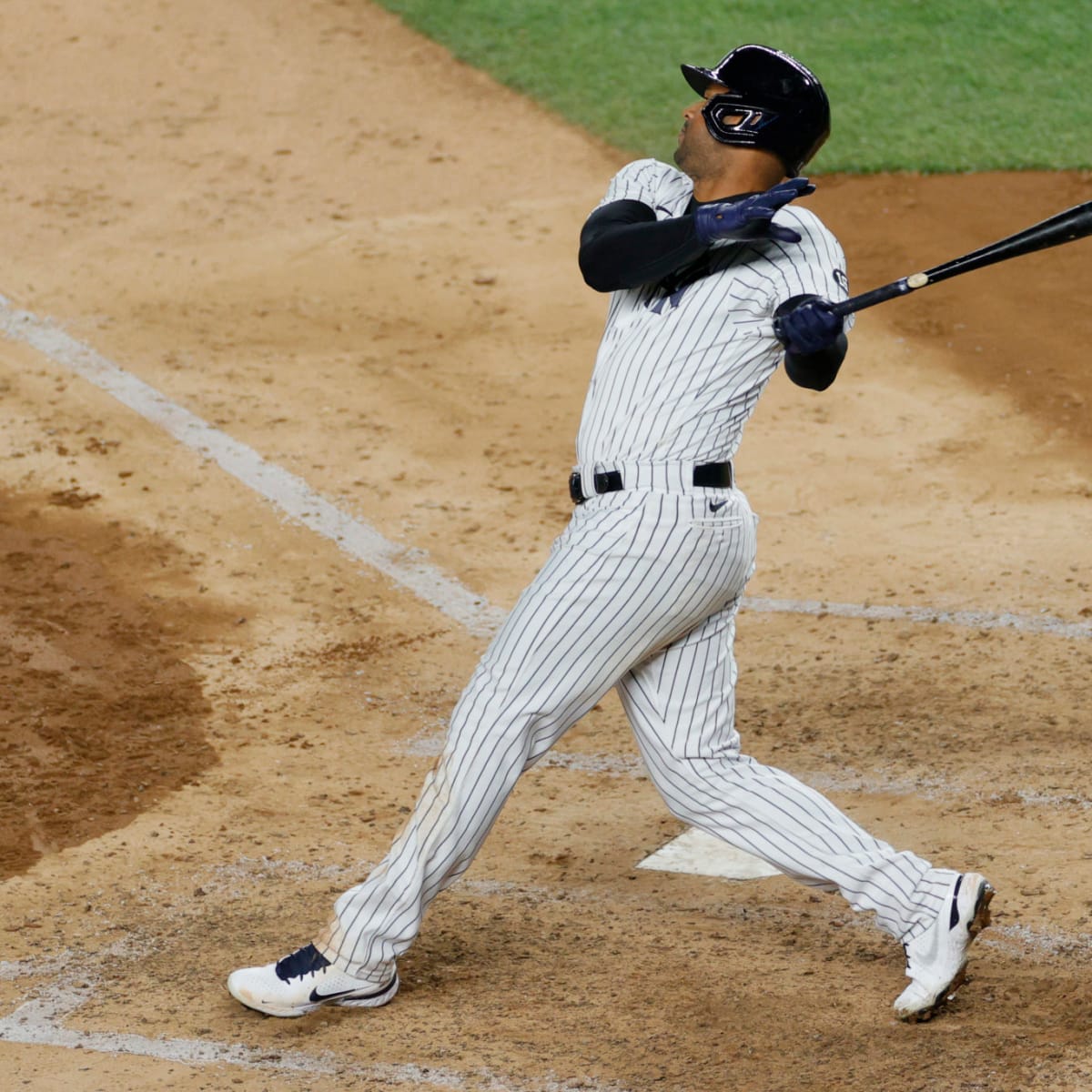 Aaron Hicks designated for assignment by Yankees 