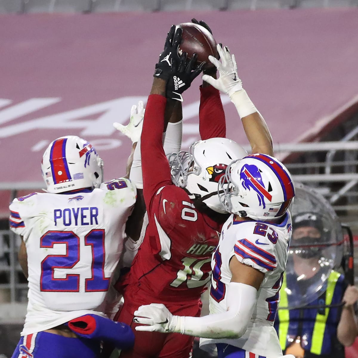 NFL insider claims DeAndre Hopkins could soon be cut by Arizona Cardinals