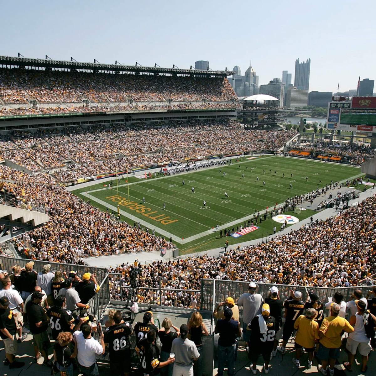 Steelers fans upset as 49ers fans take over Acrisure Stadium