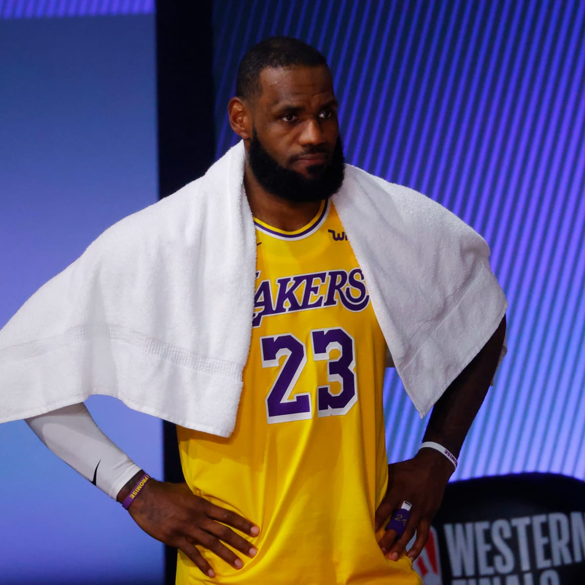 Photo: Shirt LeBron James Wore To Arena Tonight Going Viral - The Spun:  What's Trending In The Sports World Today