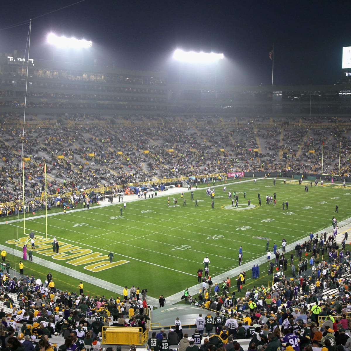 Longtime Green Bay Packers player, announcer Gary Knafelc dead at 90