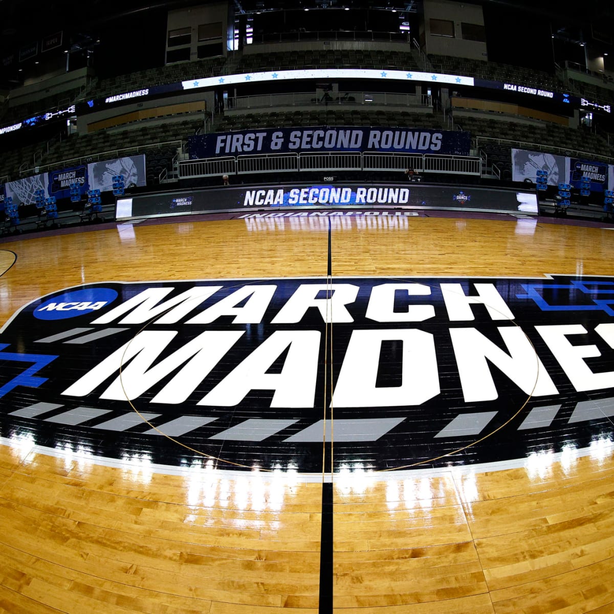 There Are 2 NCAA Tournament Games Tonight - Heres The Schedule