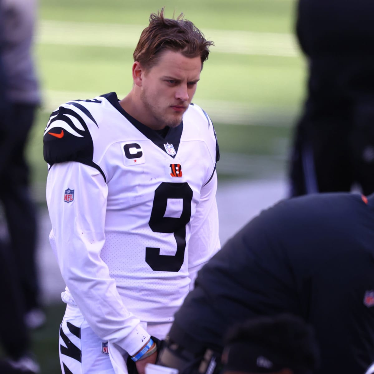 Cincinnati Bengals quarterback Joe Burrow Takes Note of Praise for