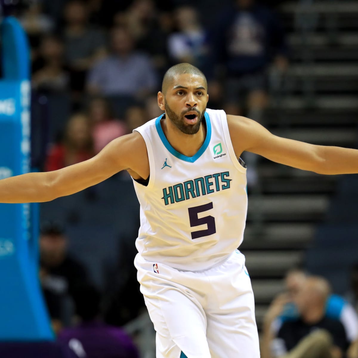 Reports: Hornets to sign Gordon Hayward, waive Nicolas Batum