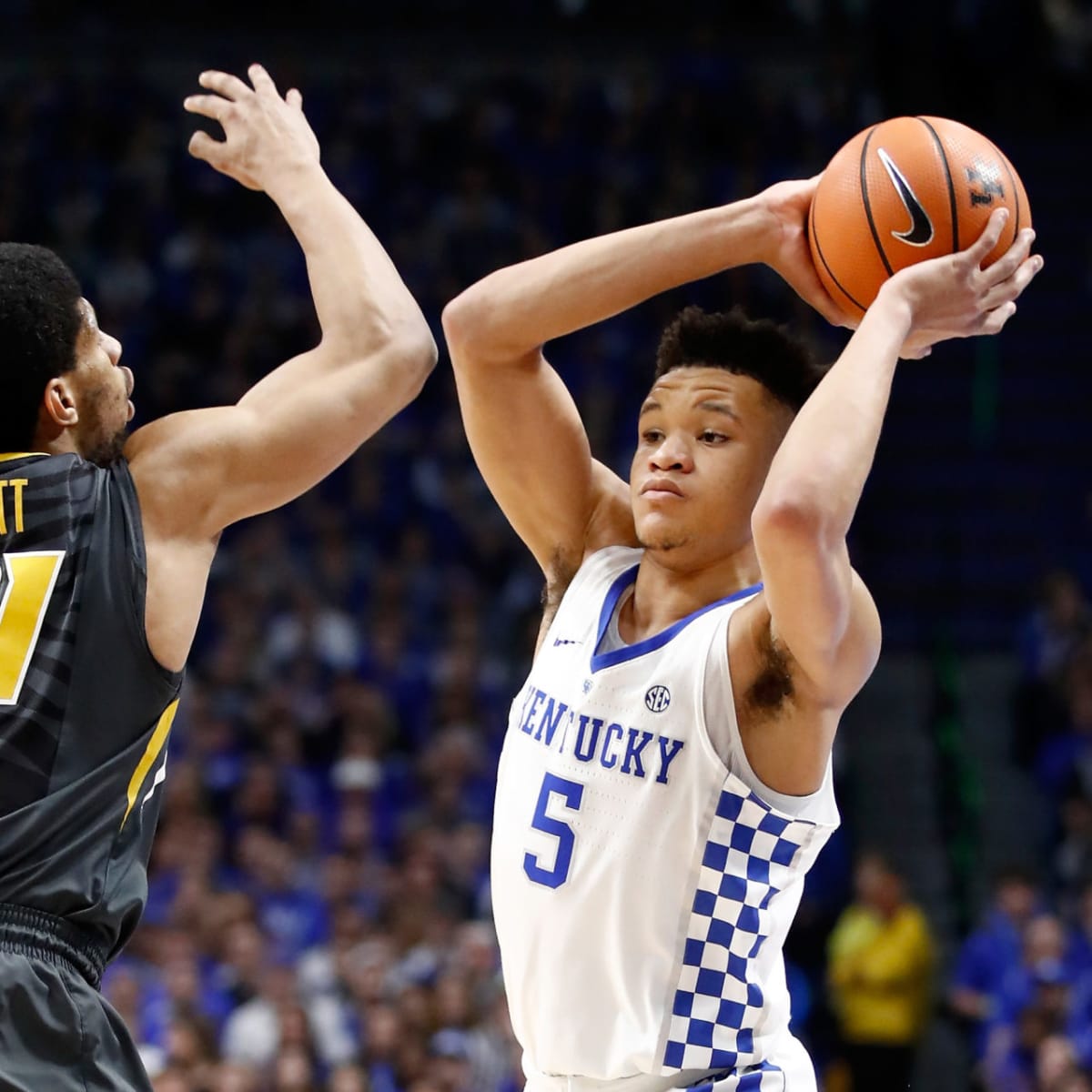 See what UK stars Shai Gilgeous-Alexander, Kevin Knox wore to NBA