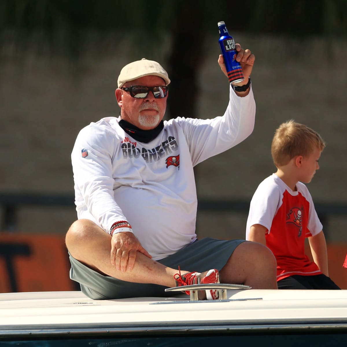 Super Bowl 2021: Bruce Arians drenched in BLUE Gatorade after thumping win  over Chiefs