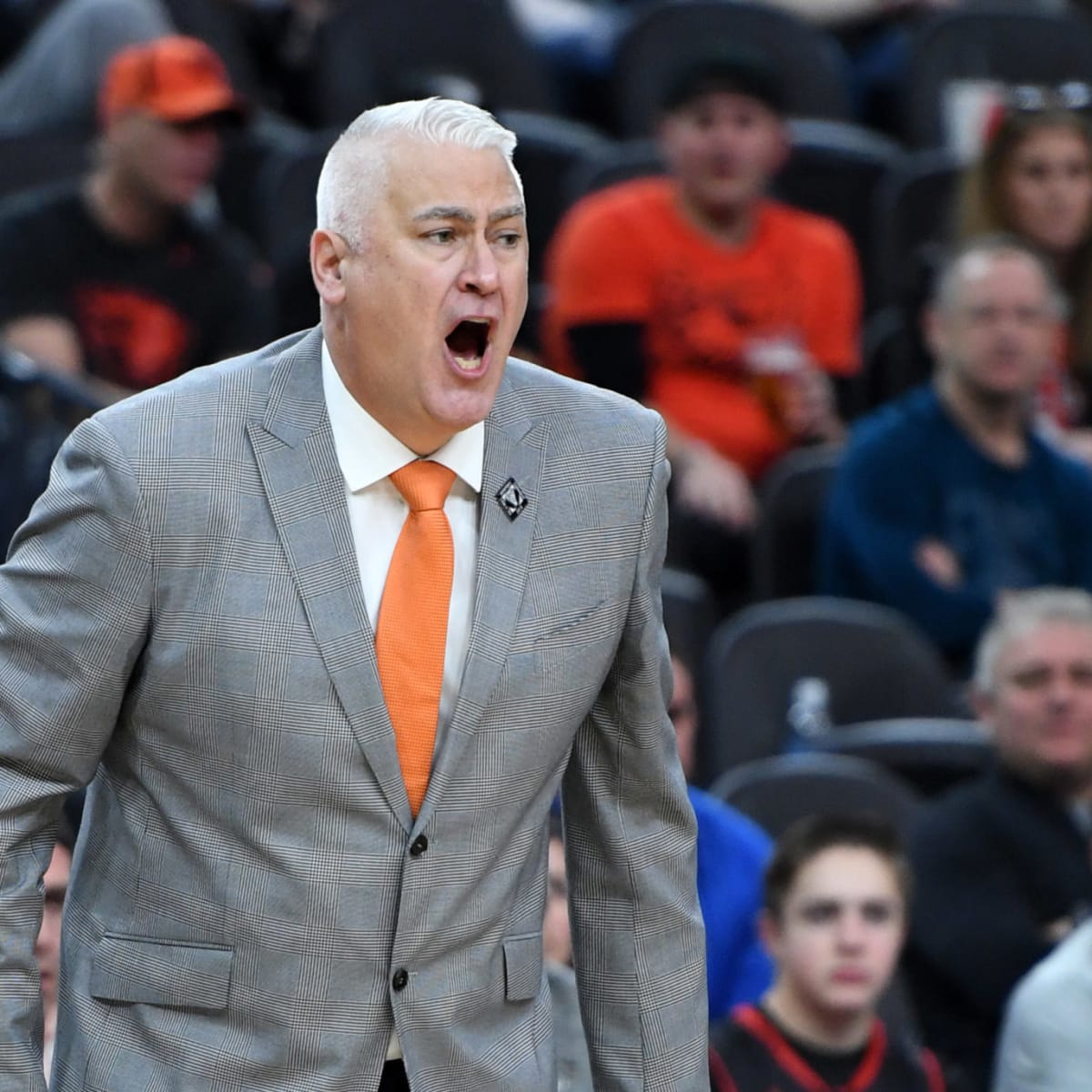 Oregon State HC Wayne Tinkle Wore Custom Shirt After Today's Win - The  Spun: What's Trending In The Sports World Today