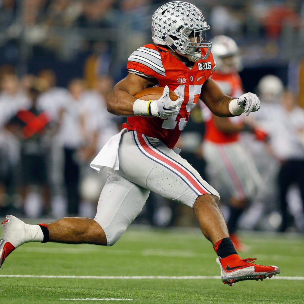 Ohio State notebook  Ezekiel Elliott shows off hurdling skill