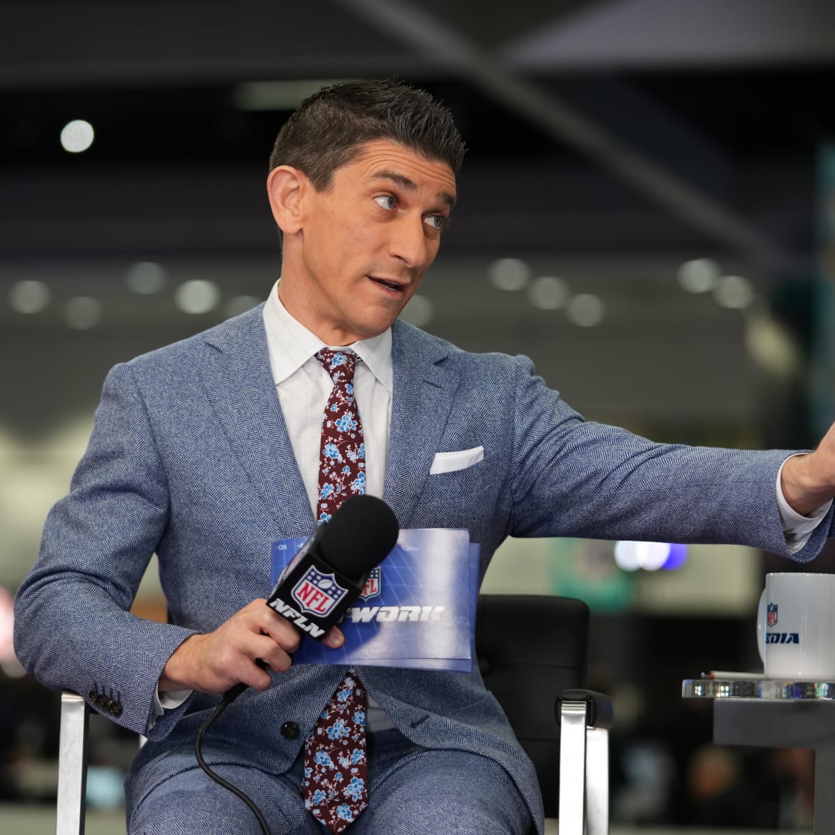 Andrew Siciliano signs off of NFL Red Zone for final time - Sports  Illustrated