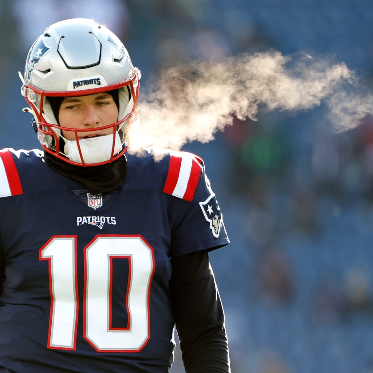 NFL Fans Calling For Change At Quarterback For Patriots - The Spun