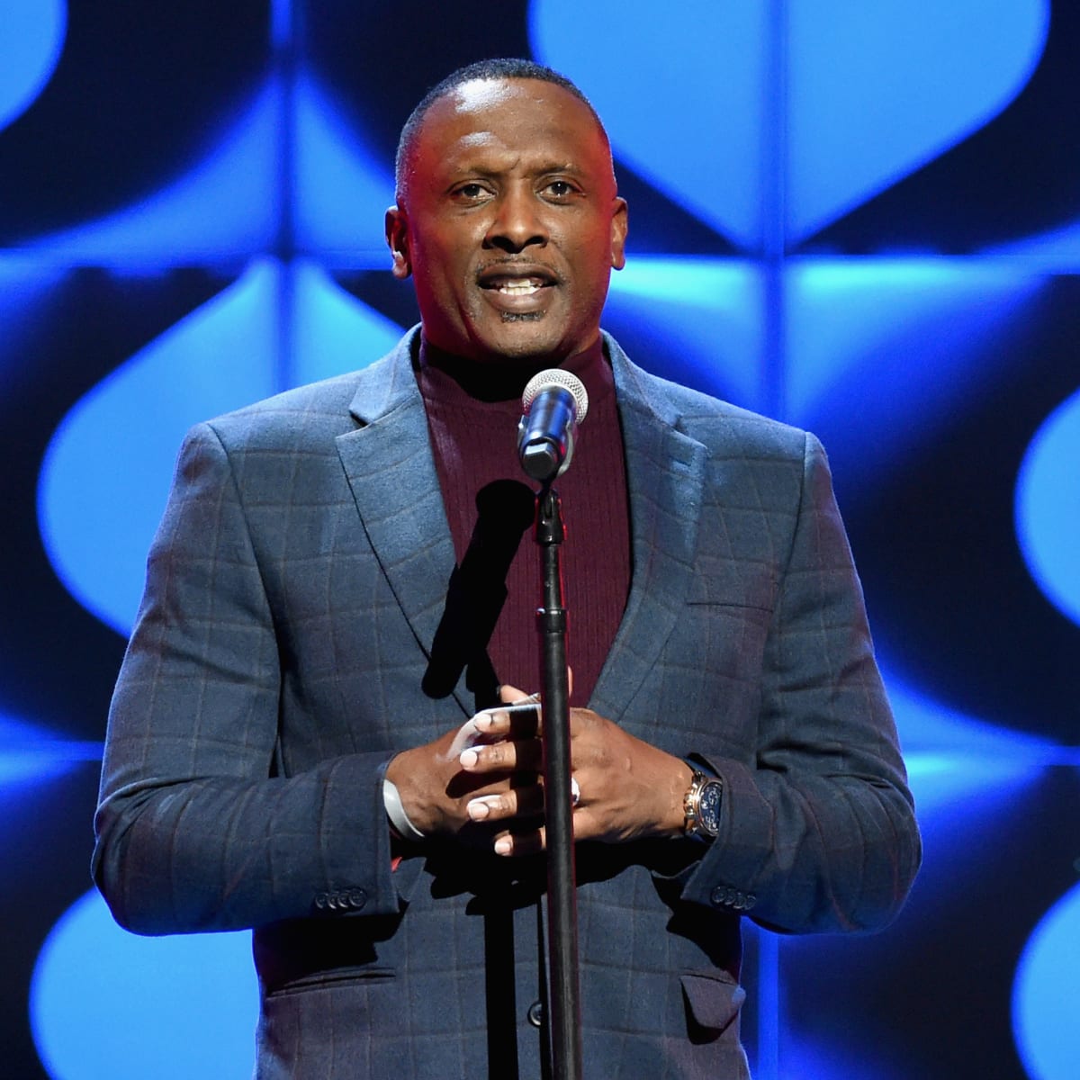 Tim Brown to lead NFL all-star choir for Pro Bowl anthem