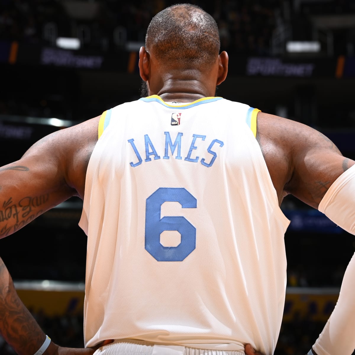 LeBron James plans to change jersey from No. 23 to No. 6 next