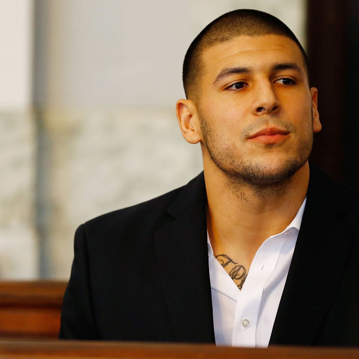 Pin on EX-PATRIOT: Aaron Hernandez (TE)