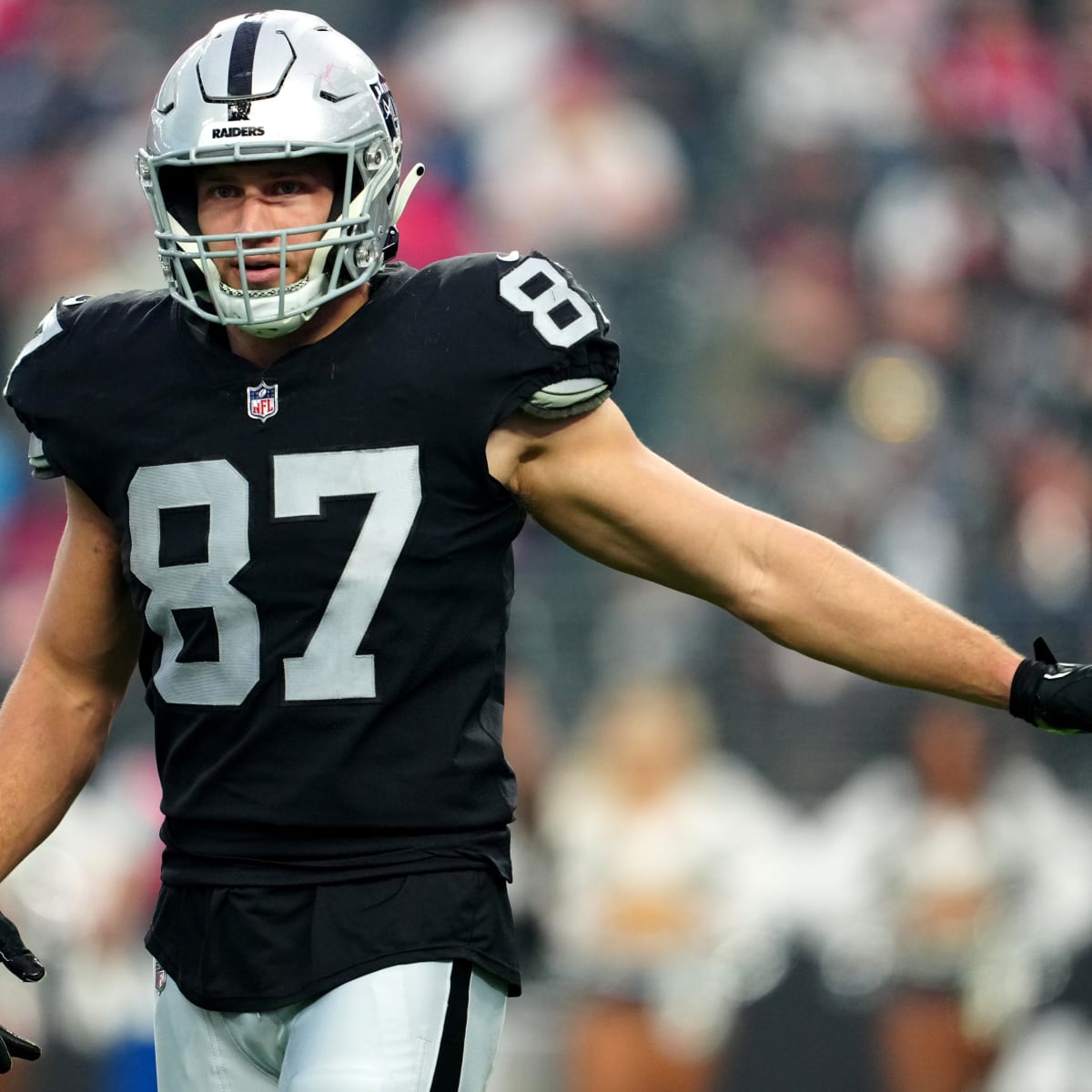 Las Vegas Raiders tight end Foster Moreau (87) heads for the