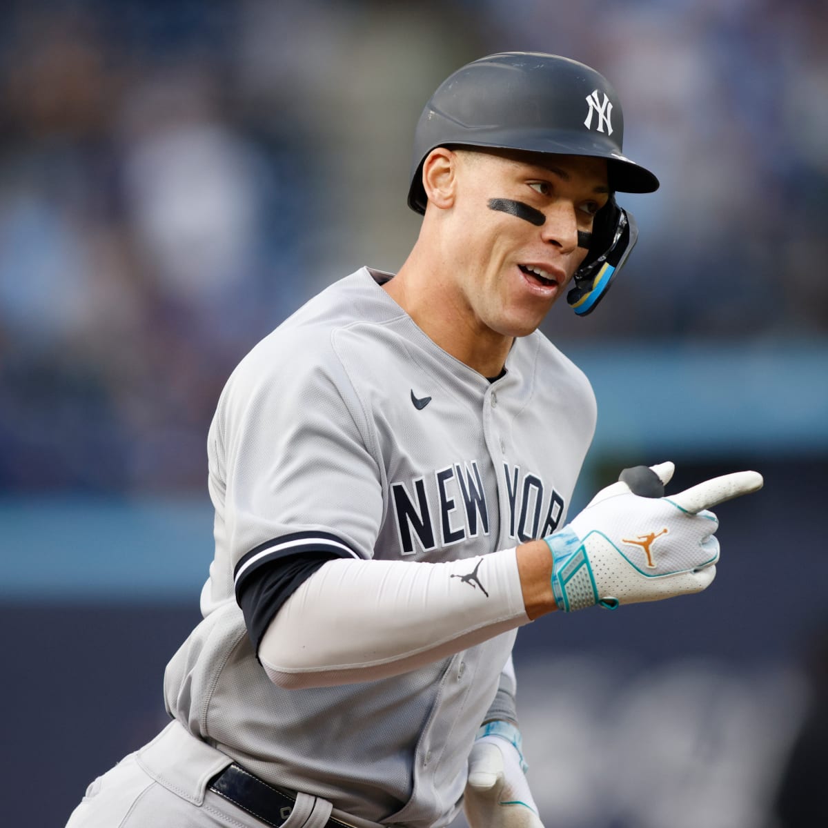 Aaron Judge praises Boston fans, fails to deny he could play for