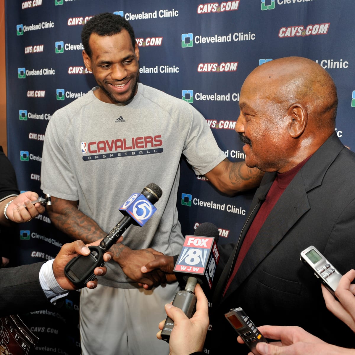 LeBron James writes tribute to Cleveland Browns legend Jim Brown