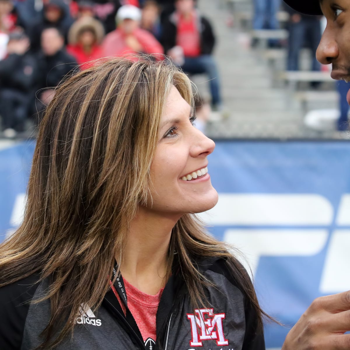 Za'Darius Smith Gives Amazing Surprise To 'Miss Brittany' From Last Chance U