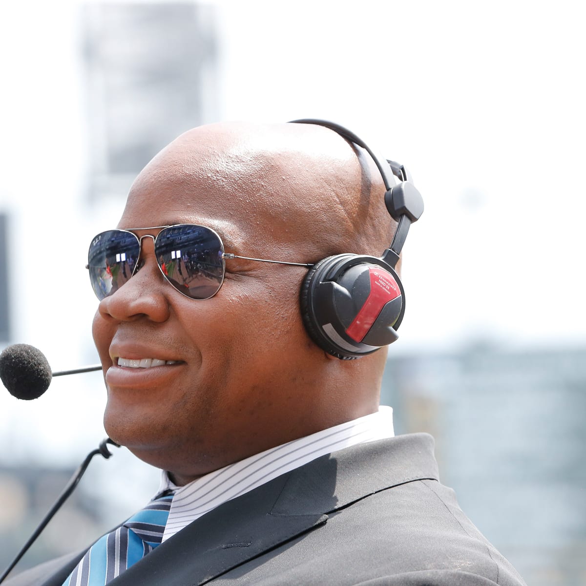 Look: Frank Thomas Reacts To Alma Mater's College World Series ...