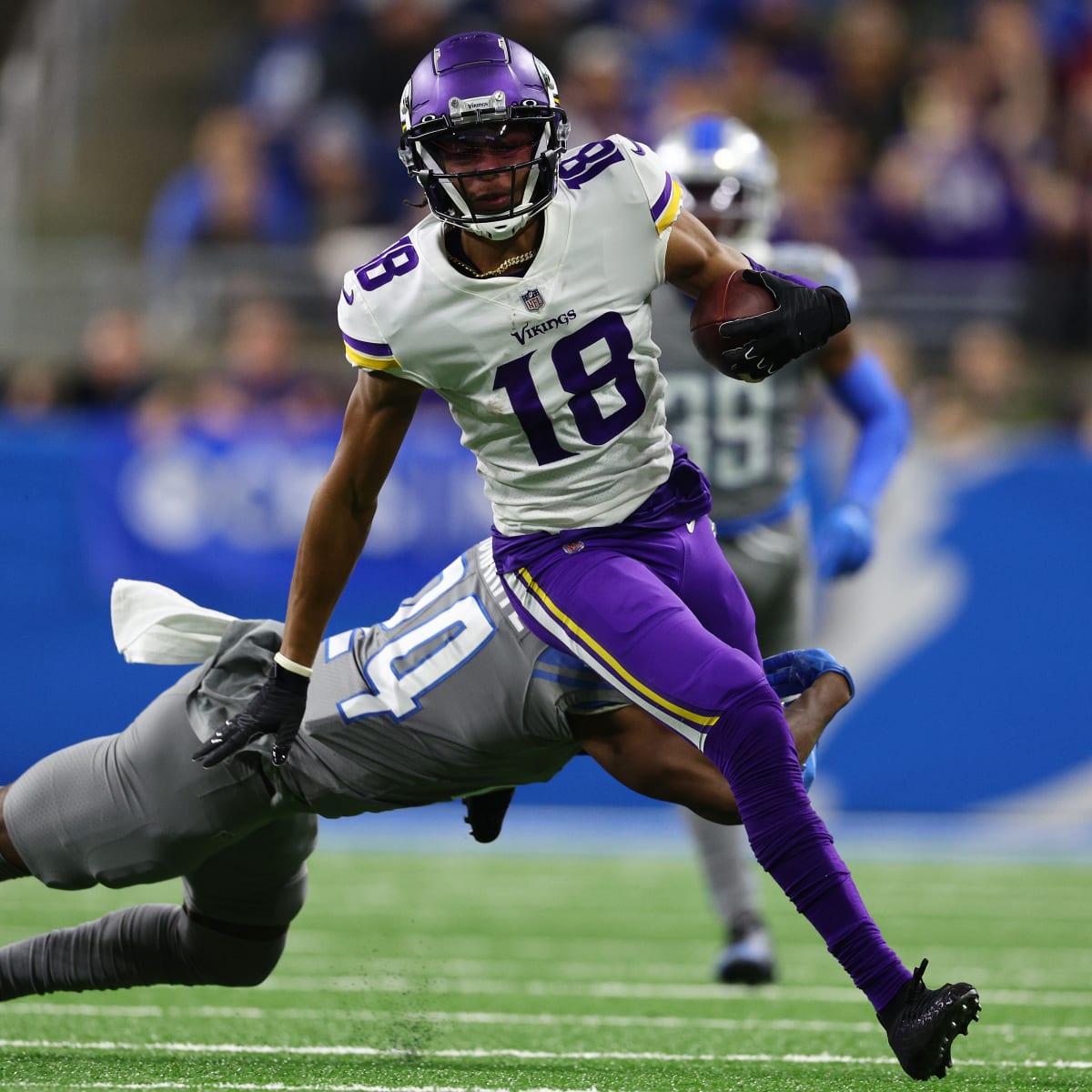 Justin Jefferson Makes Catch of the Year to Keep Vikings Alive vs. Bills