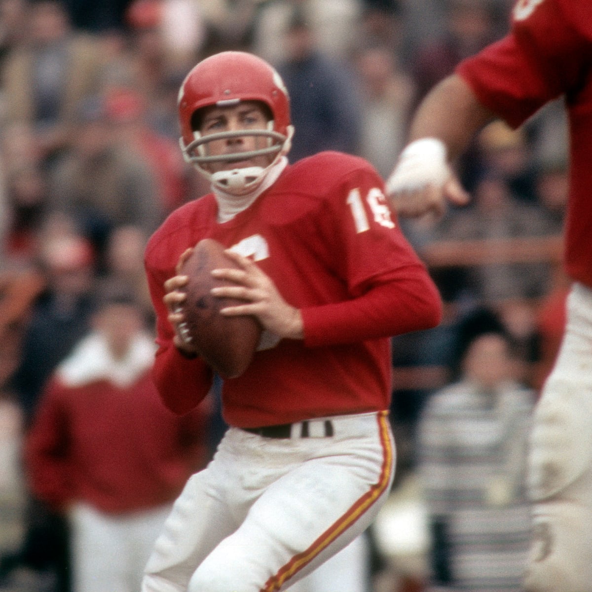 NFL Hall Of Fame QB Reportedly Placed Into Hospice Care - The Spun