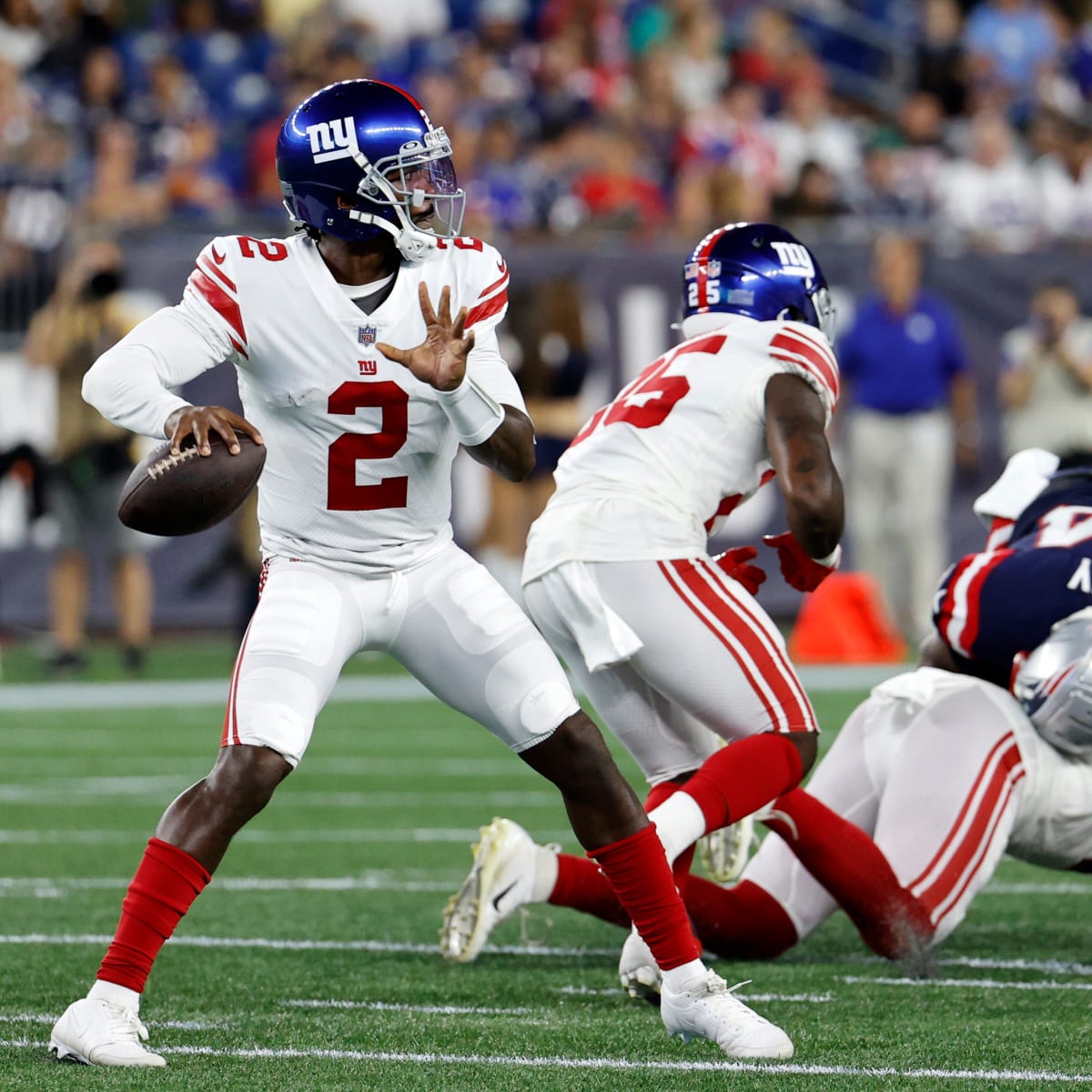 New York Giants QB Tyrod Taylor carted to locker room after hard hit vs. New  York Jets - ESPN