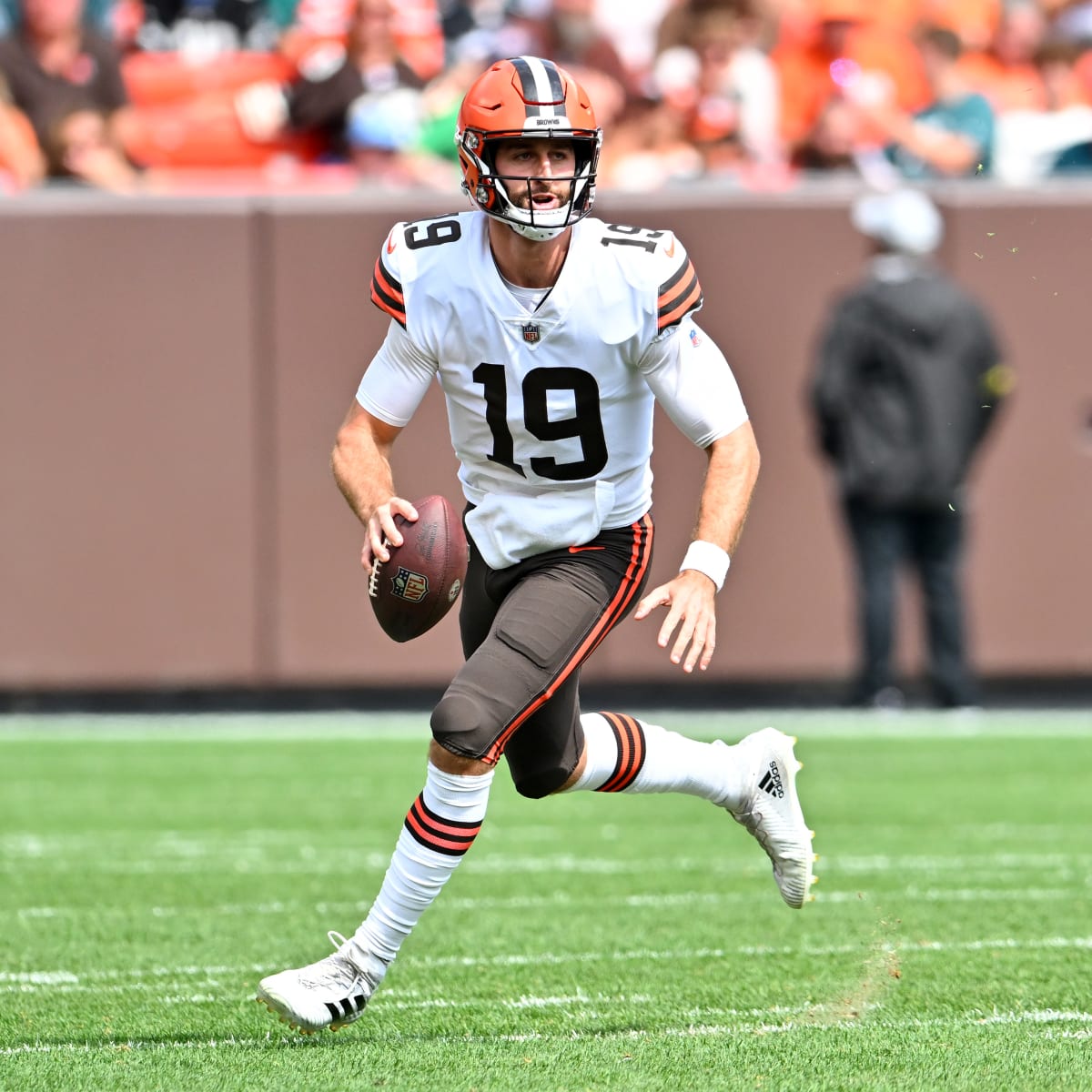 Quarterback Jacoby Brissett of the Cleveland Browns scrambles with