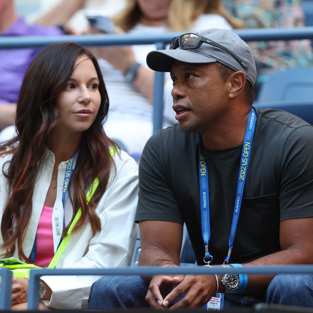 Fans React To Tiger Woods Ex-Girlfriend Dropping Lawsuit pic image