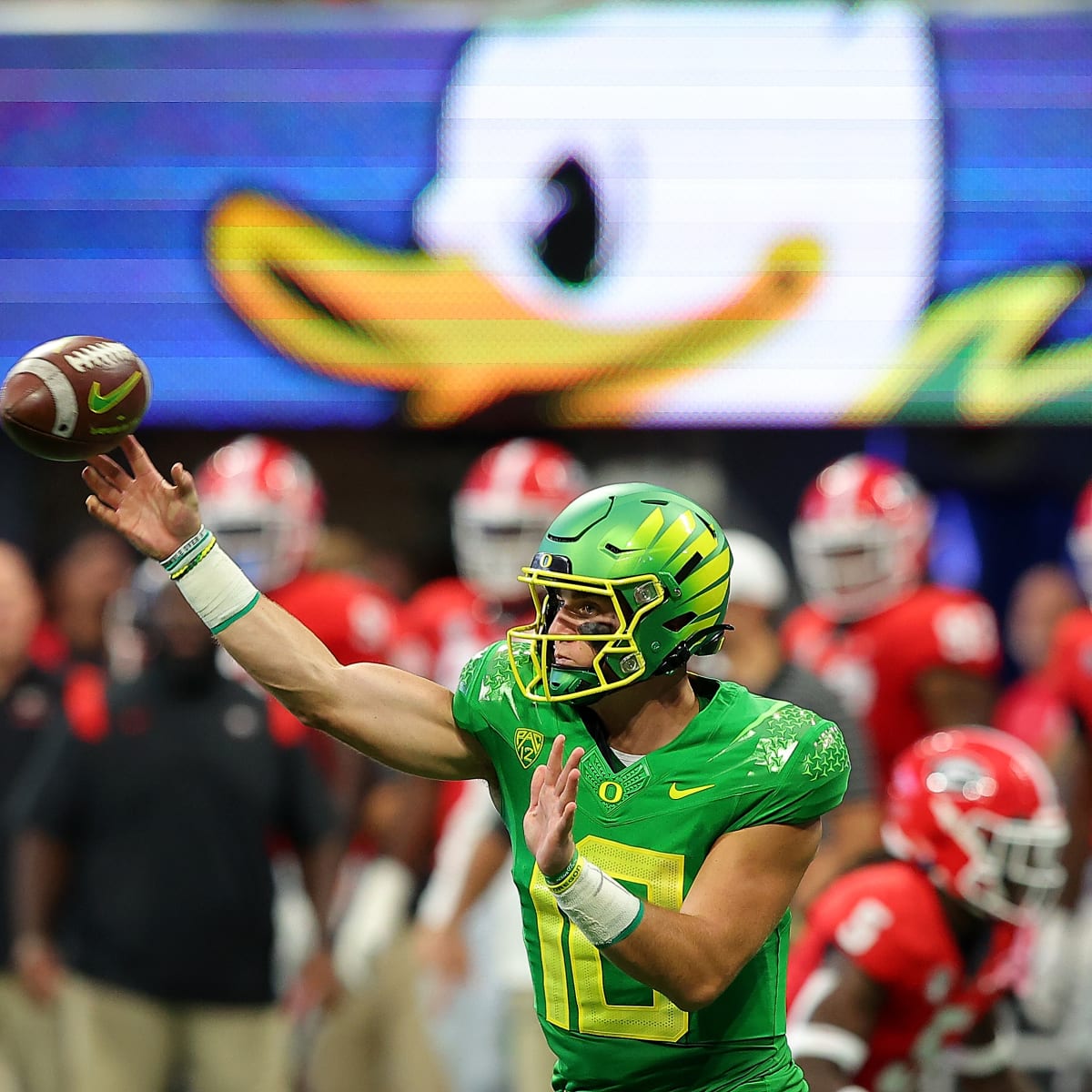 Oregon Makes Official Decision On Quarterback Bo Nix: Fans React - The  Spun: What's Trending In The Sports World Today