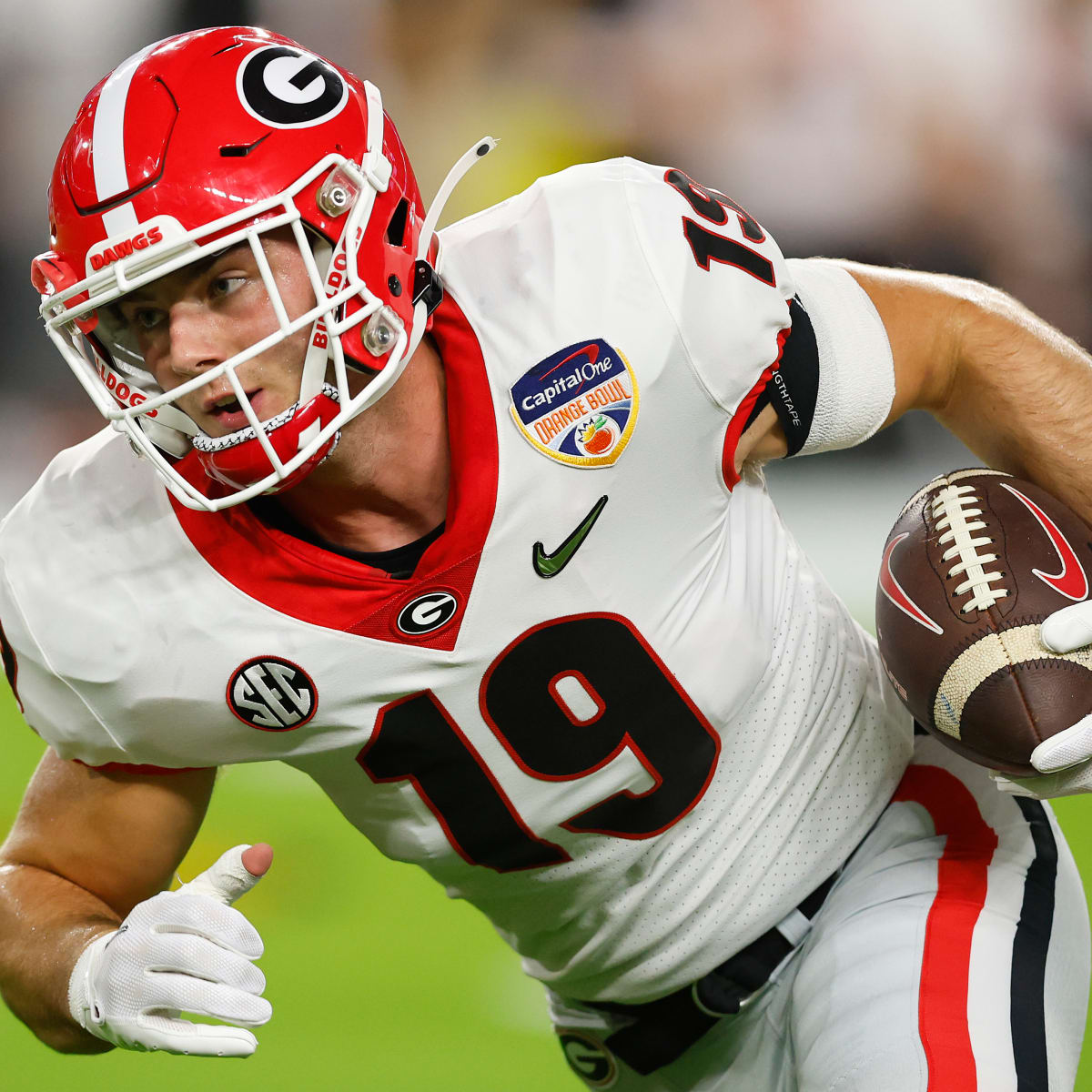 CBS Sports Unveils Bowl Predictions For 2023 CFB Season - The