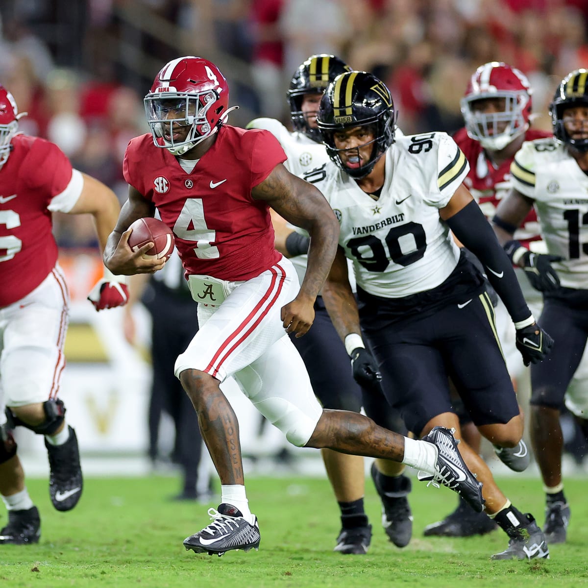 Bama's Backup Quarterback Leading the Pack in the Weight Room