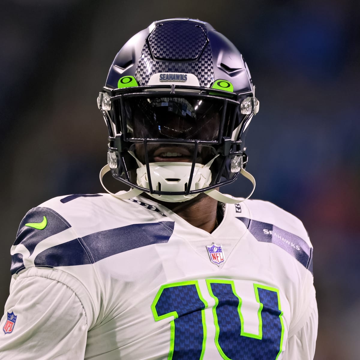Seahawks WR DK Metcalf now out of walking boot following foot surgery