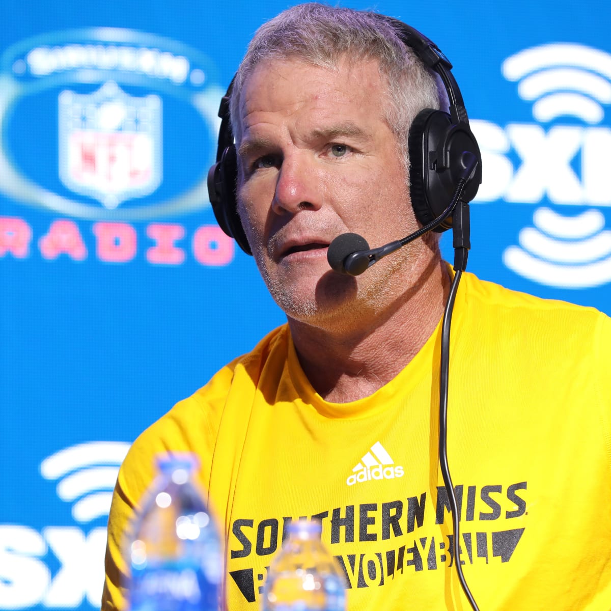 New Brett Favre Text Messages Reveal He Was Seeking Donald Trump's Help, The Spun