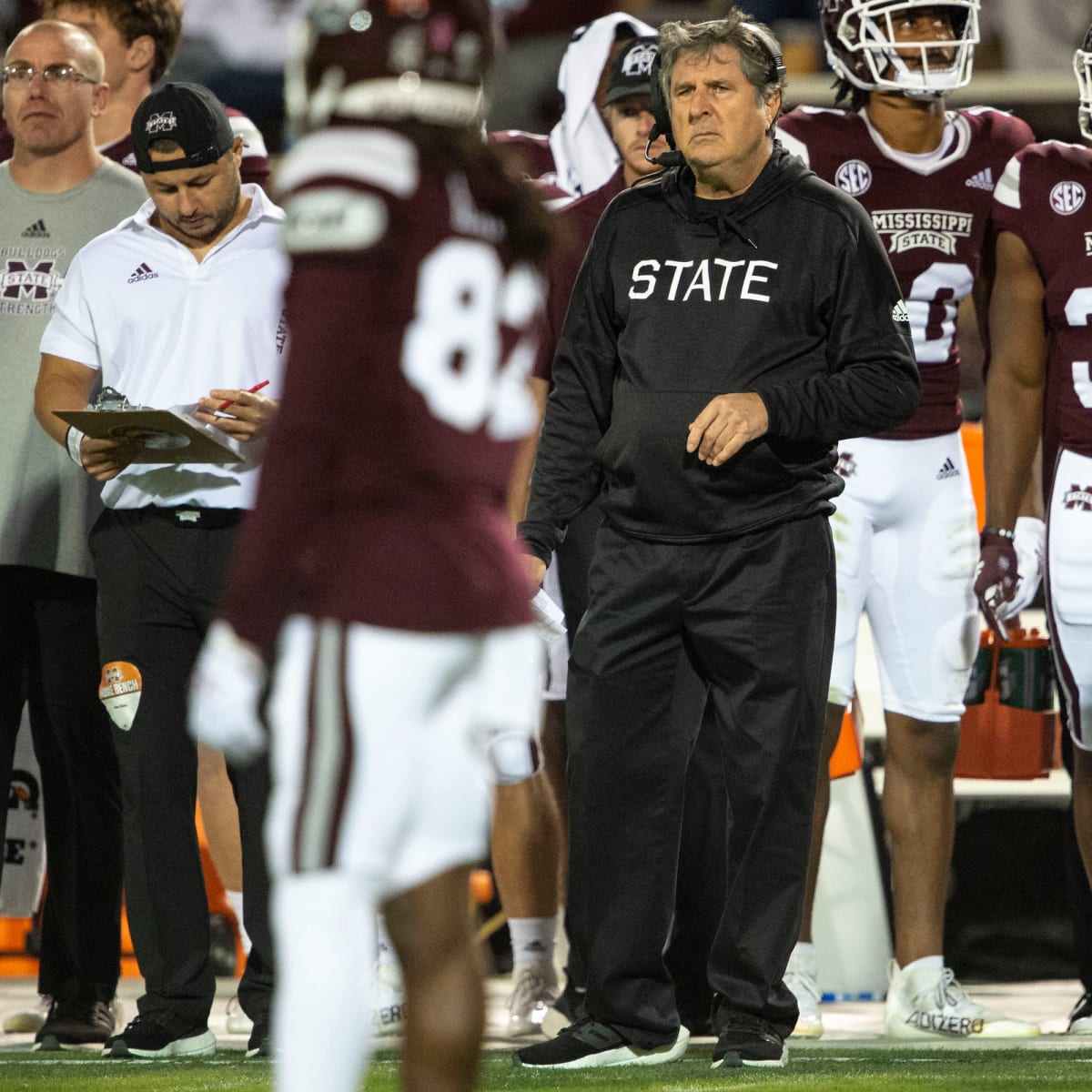 College Football World Praying For Mike Leach, Mississippi State - The  Spun: What's Trending In The Sports World Today