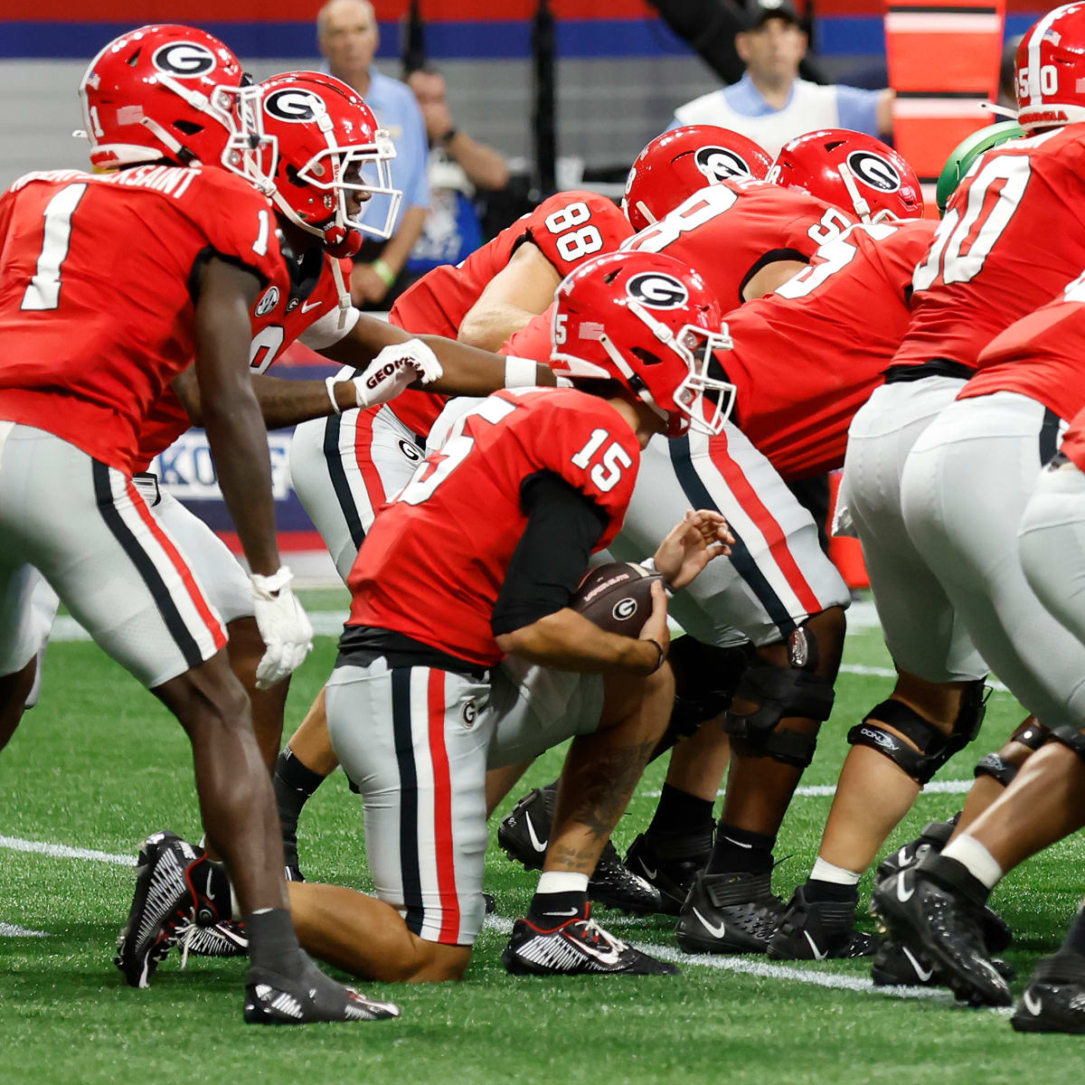 It's Game Day! Peach Bowl pits Bucks, Bulldogs in College Football