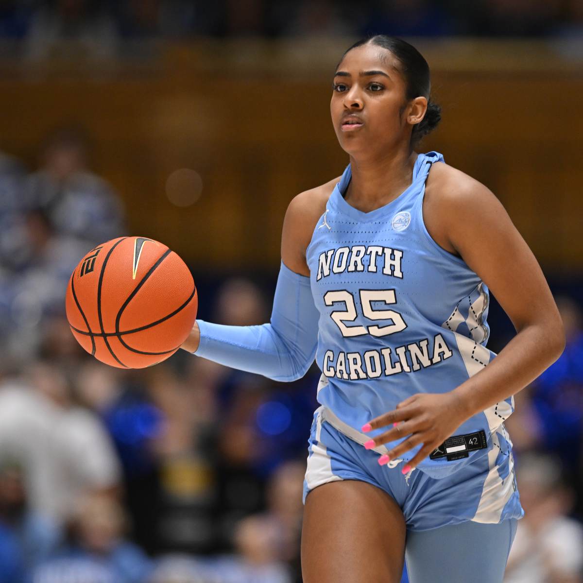 UNC Star Deja Kelly Announces Her Transfer Commitment - The Spun