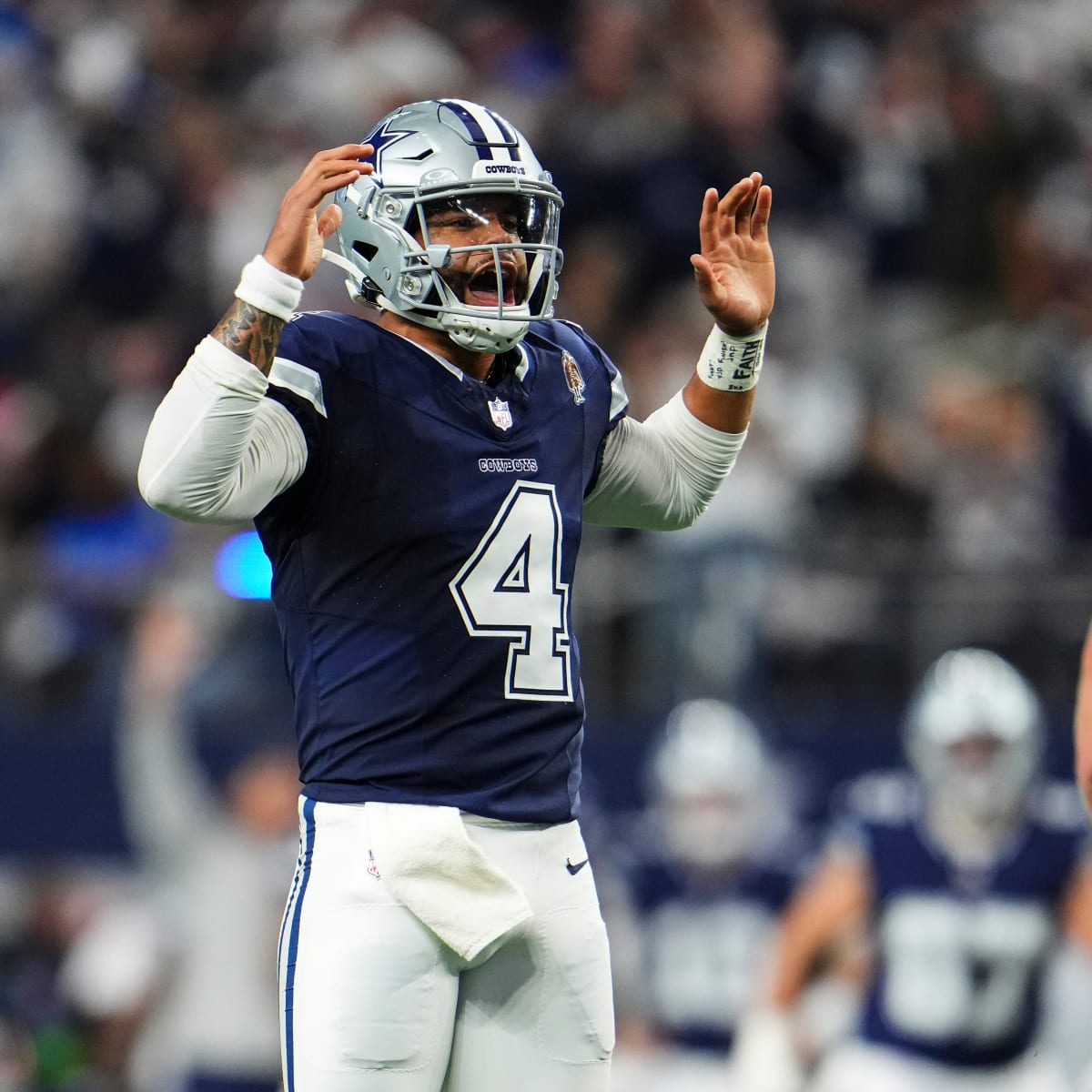 Dak Prescott Opens Up About His Girlfriend Announcing Her Pregnancy - The  Spun: What's Trending In The Sports World Today