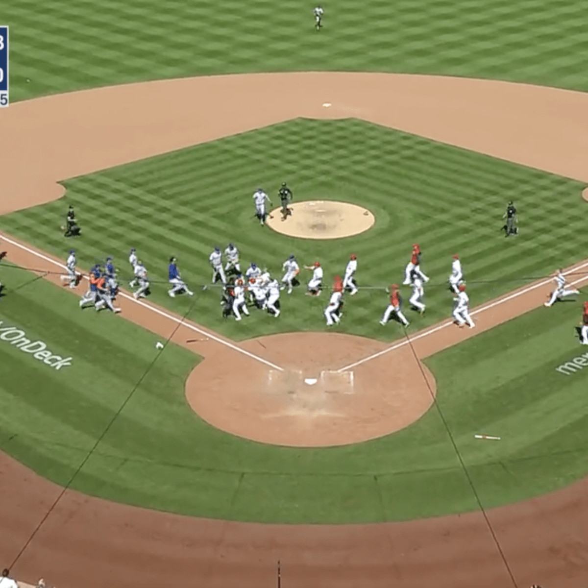 Cardinals beat Mets in game marred by bench-clearing brawl