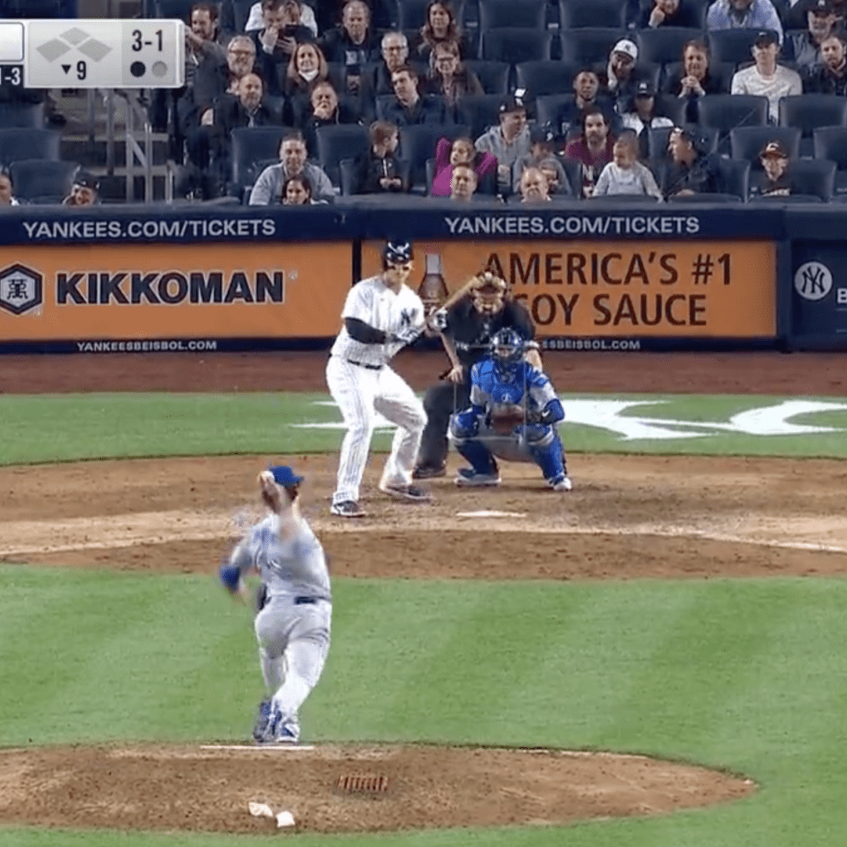 Anthony Rizzo crushes first home run with New York Yankees