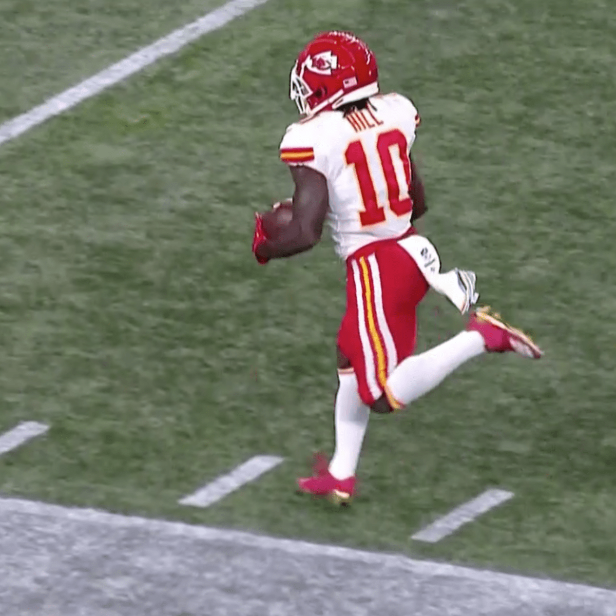 tyreek hill touchdown celebration pom poms｜TikTok Search