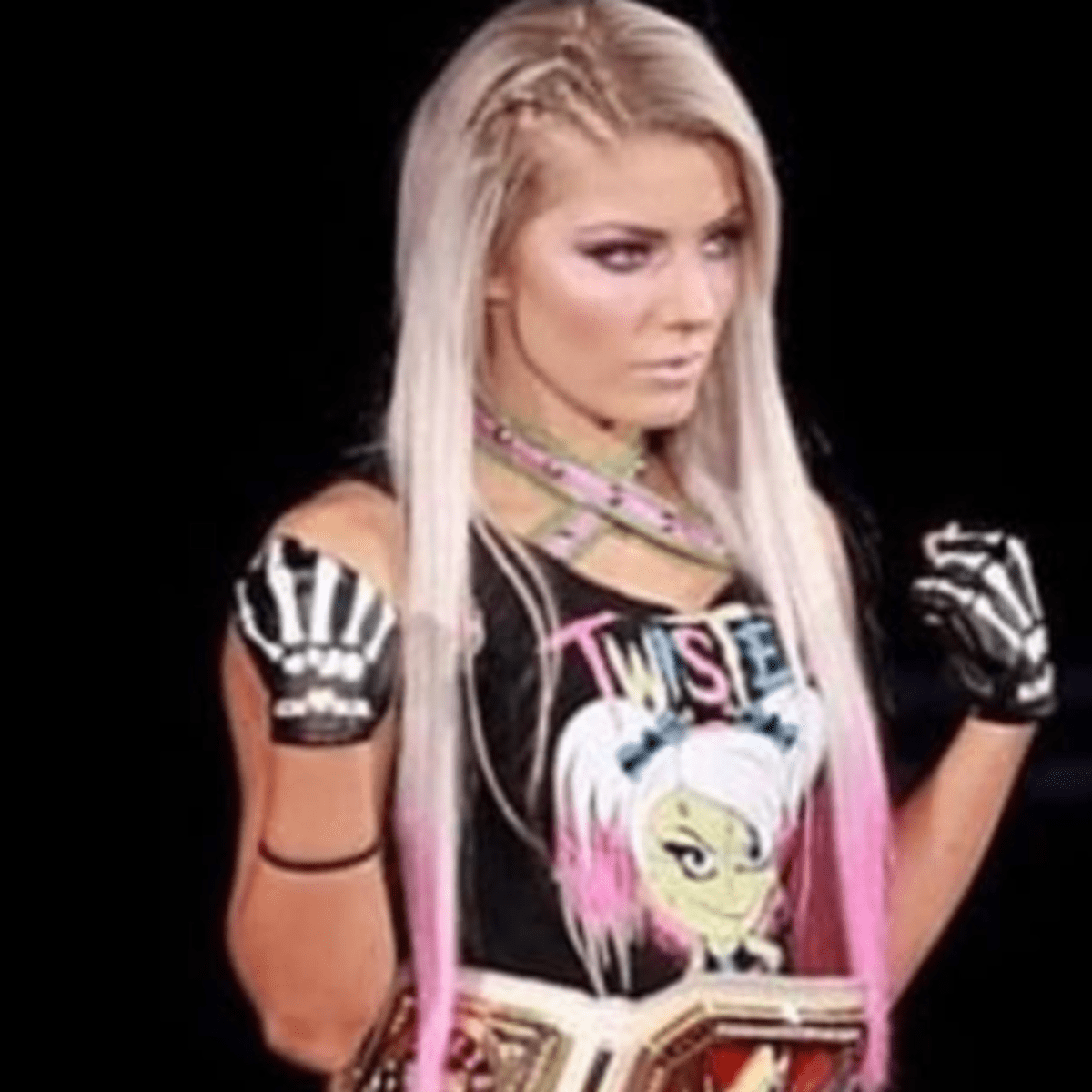 Photos: Alexa Bliss' Outfit At SummerSlam Is Going Viral - The Spun: What's  Trending In The Sports World Today